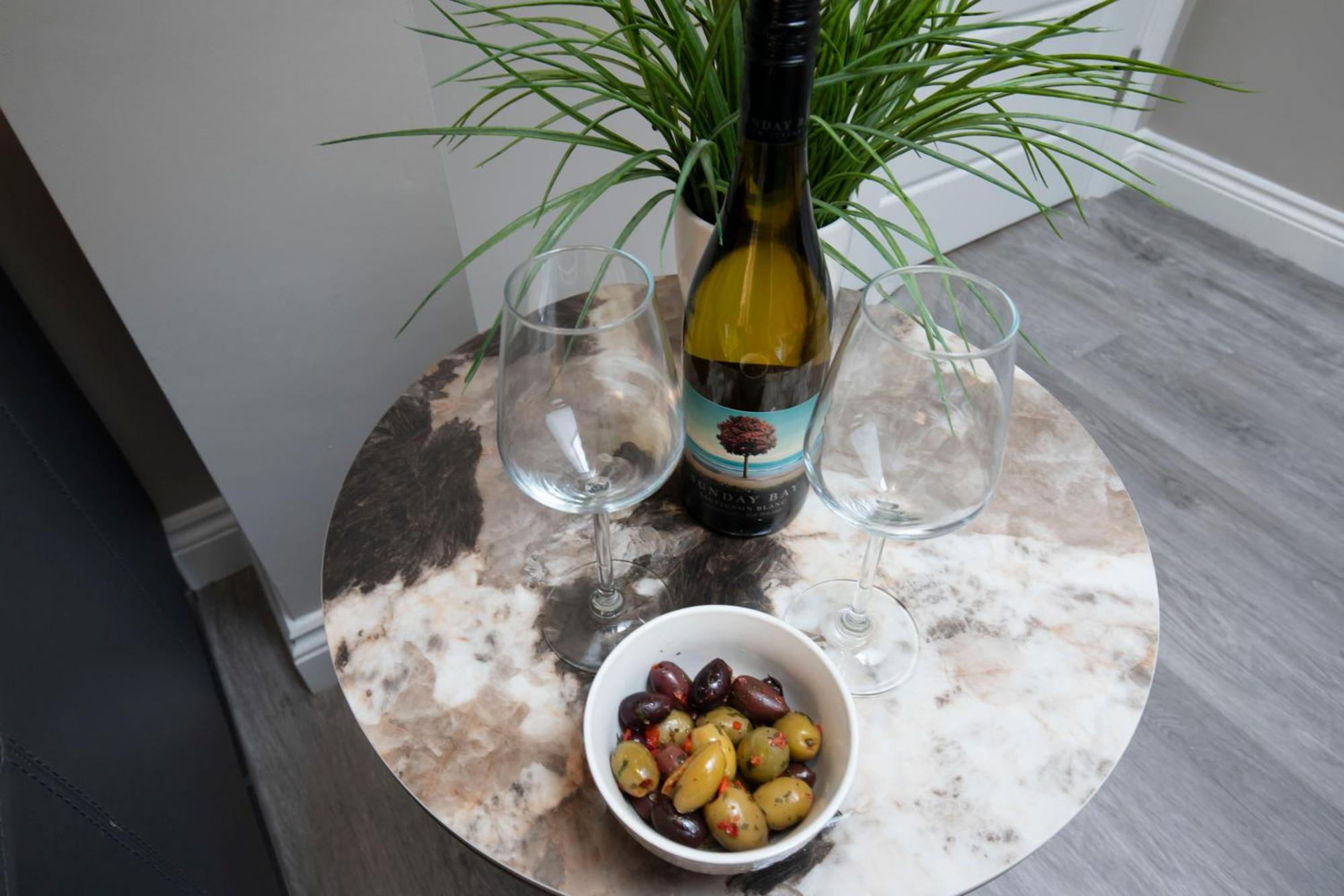 Elliot Oliver - Modern 2 Bedroom Town Centre Apartamento Cheltenham